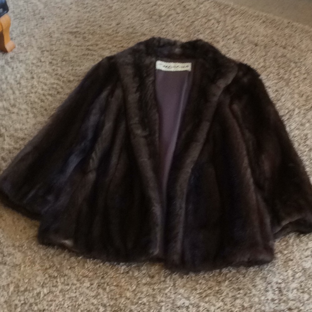 Fur jacket - Picture 2 of 2